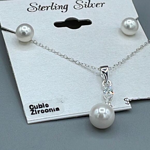 Sterling silver cubic Zirconia faux pearl necklace set. - Picture 3 of 5